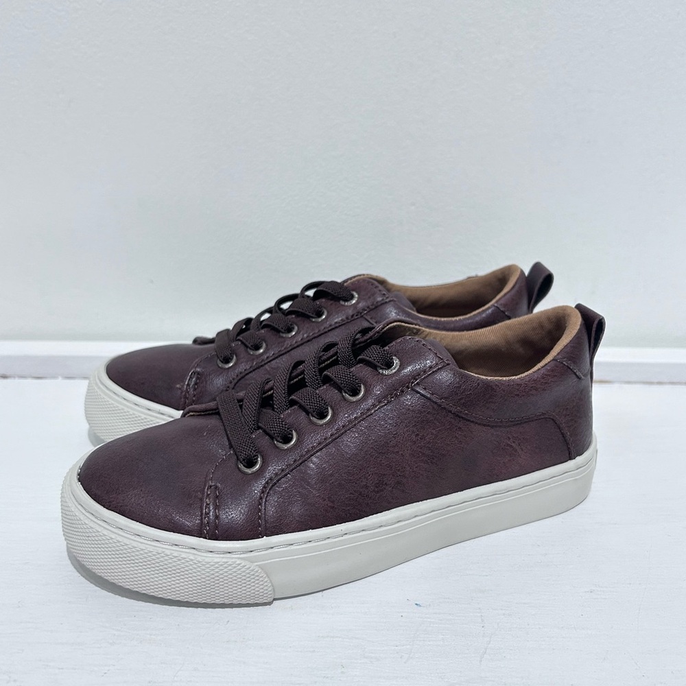 Old Navy Boys Brown Faux-Leather Lace-Up Sneakers Size 13